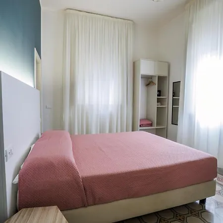 Oda ve Kahvaltı Dimora Don Ciccillo 3*